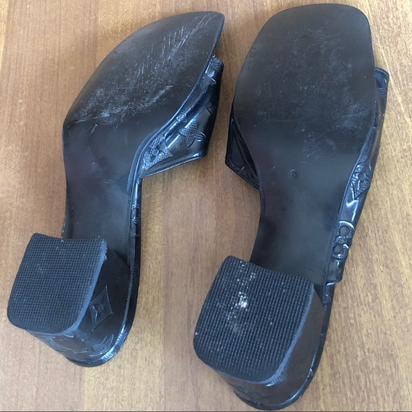 Vintage Louis Vuitton heels - Picture 2 of 5